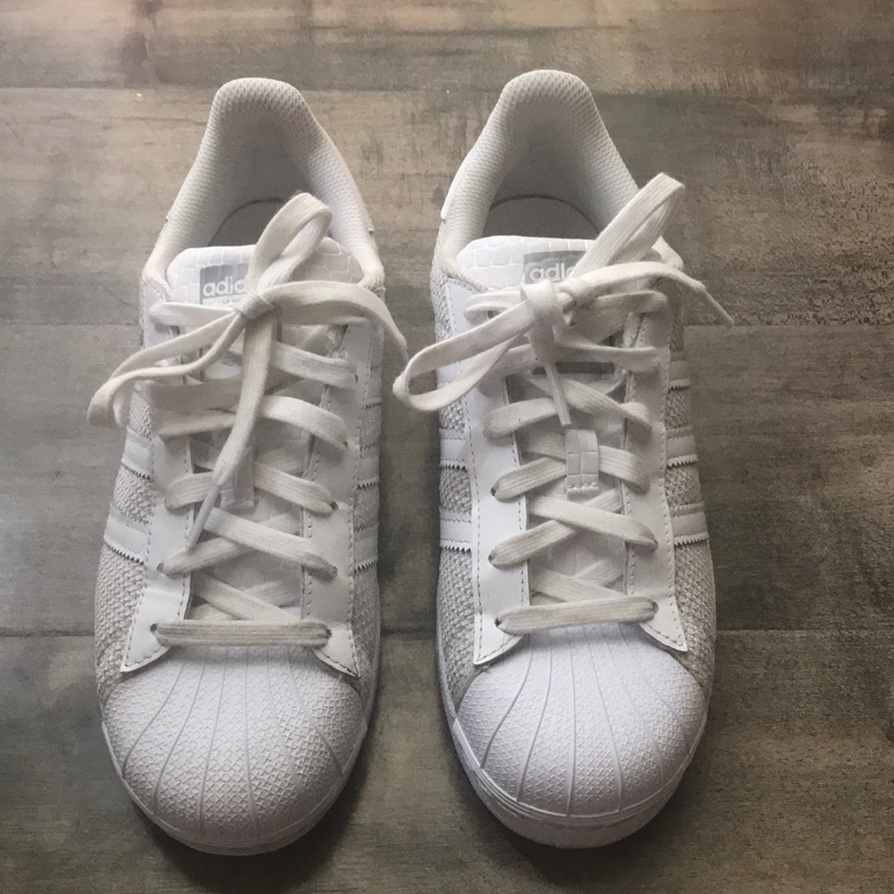 Adidas Superstar shoes size 6